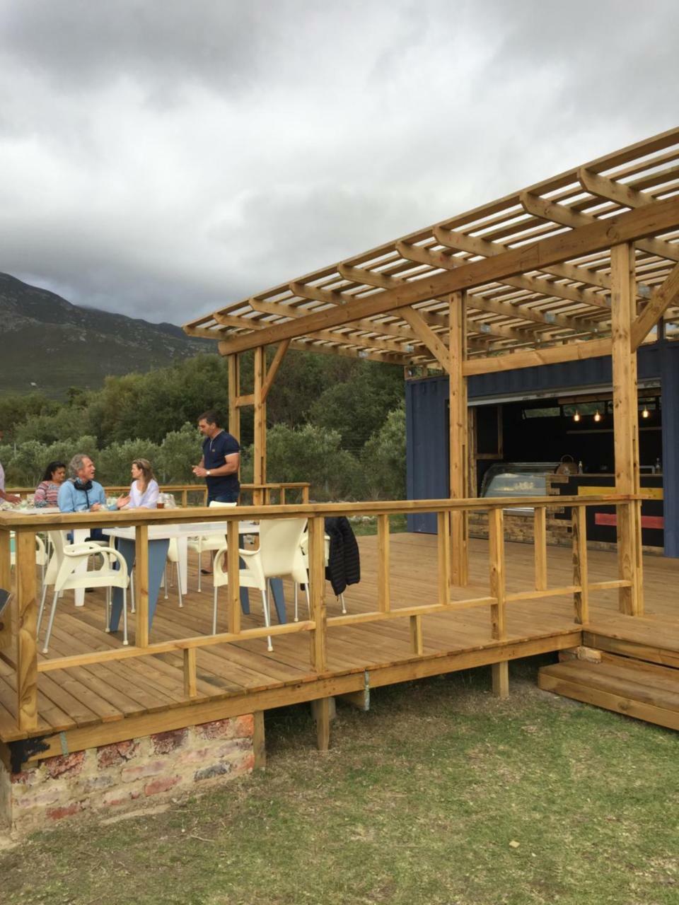 Misty Mountains Villa Hermanus Bagian luar foto